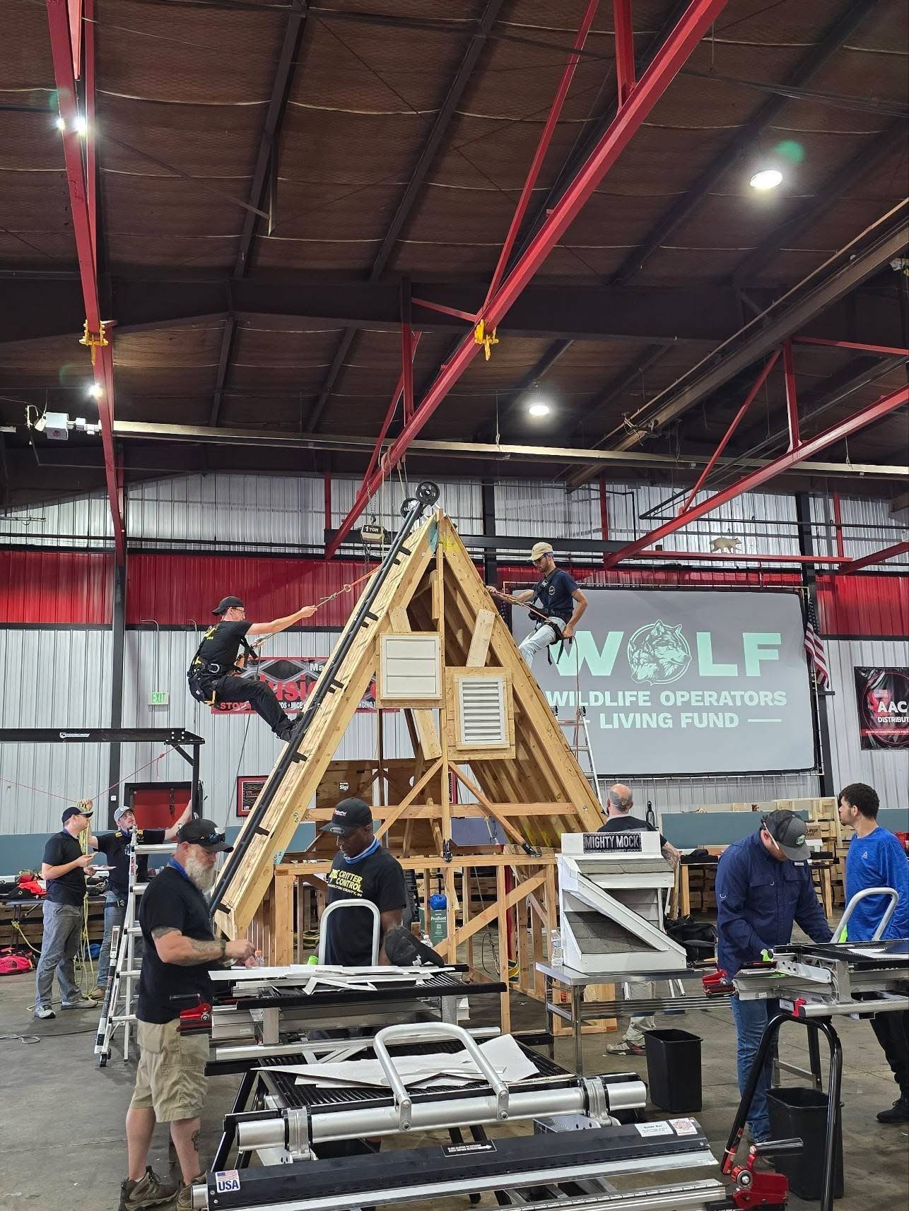 2-day steep slope roof pitch traversing training hands-on ladder positioning and lifeline anchoring on residential roofing systems